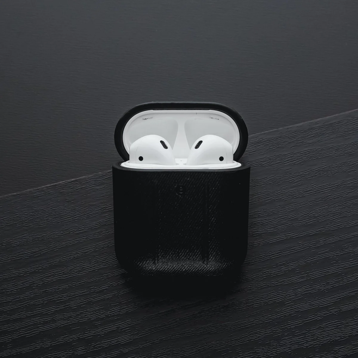 Urban AirPods Case - Image 10